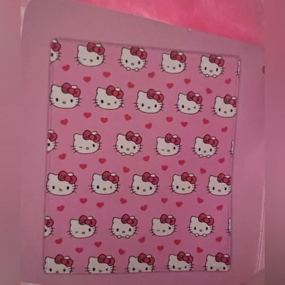 New Hello Kitty 60 x 70in Throw! 😻🎀❤️ - Picture 3 of 4